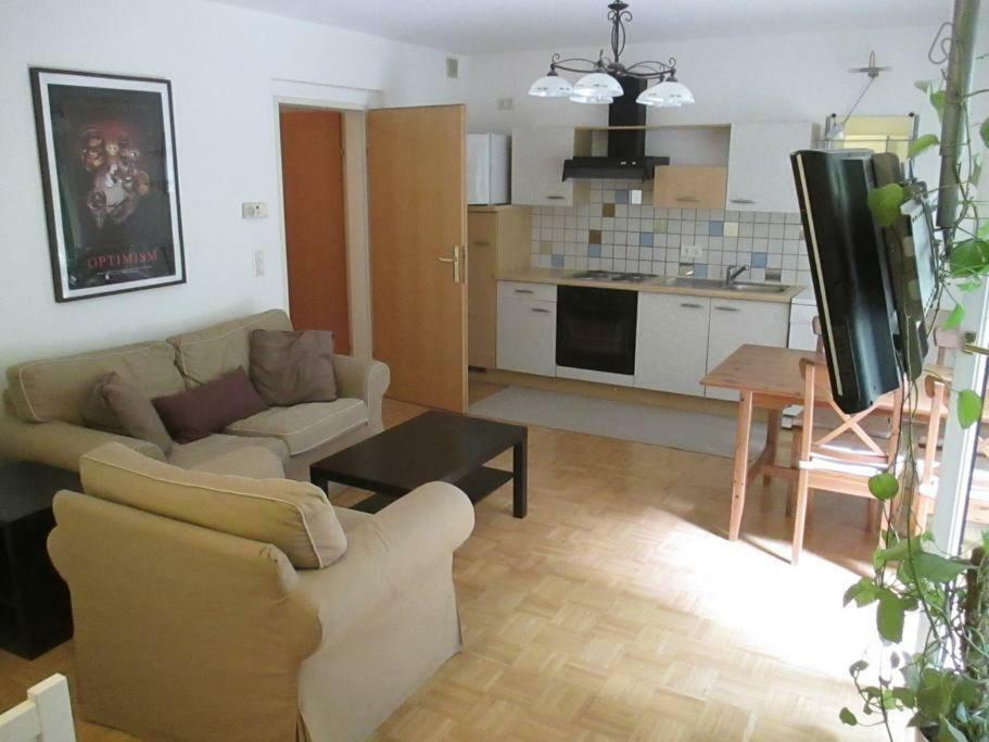 Relaxing Terrace Apartment In Lively Area Bécs Kültér fotó
